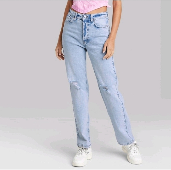 Women's Super-High Rise Distressed Straight Jeans - Wild Fable Size 6 - Picture 1 of 8